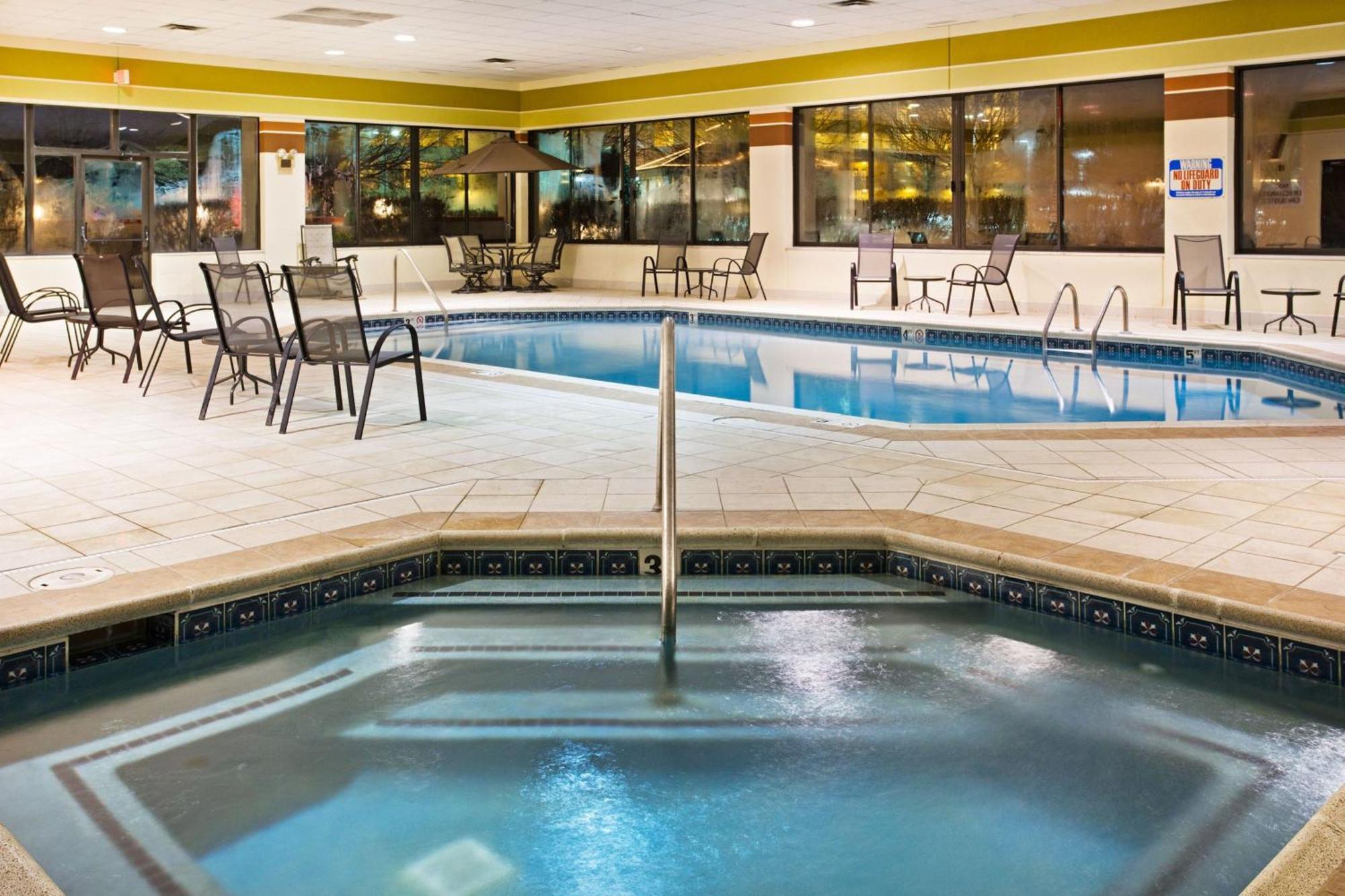 Holiday Inn Express Hotel & Suites Pigeon Forge By Ihg Exterior foto
